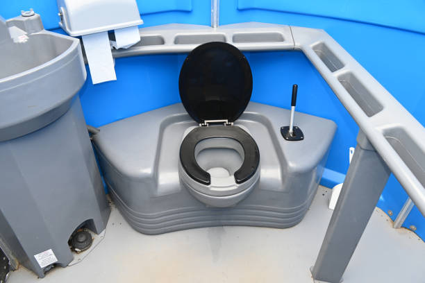 Best Deluxe Portable Toilet Rental in Vienna, GA